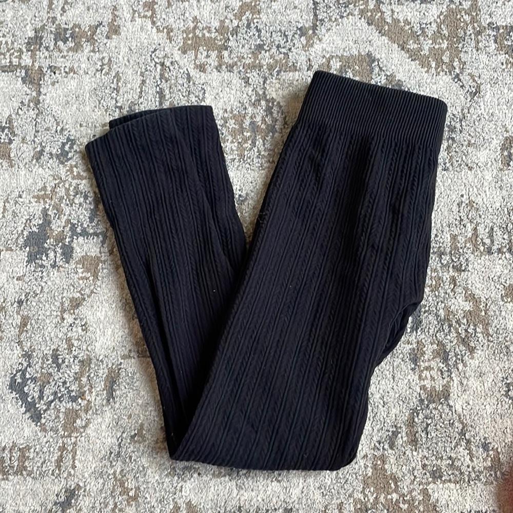 Cable knit leggings